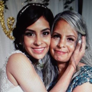 Meet your Posher, Elvira